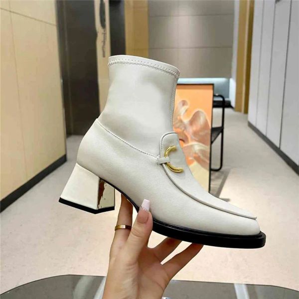 Botas de design de luxo Guoccisy Fashion Work Work Decoration Snow Skid Anti Slip Knight Martin Boots Casual Socks Boots