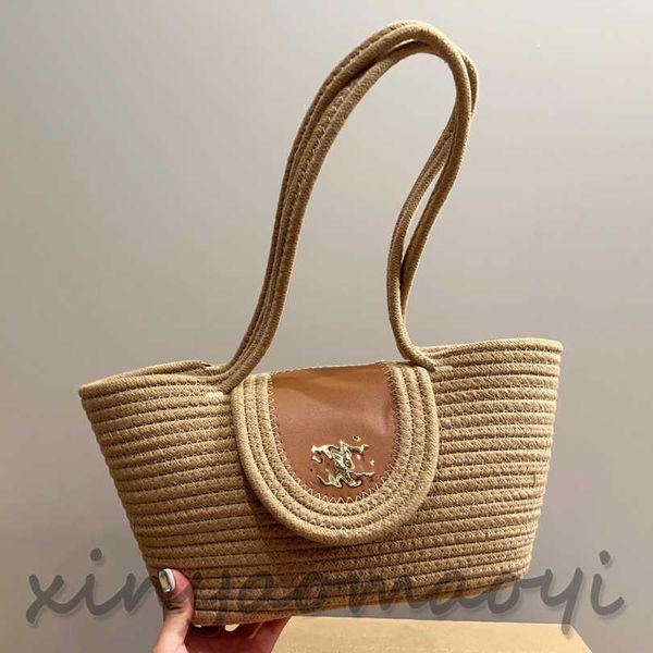 CH Стильная и элегантная соломенная сумка, дизайнерская сумка, сумка для корзины, сумка для торговых точек, женская пляжная сумка, сумка, сумка для подмышки, сумка для плеча 104679-104680