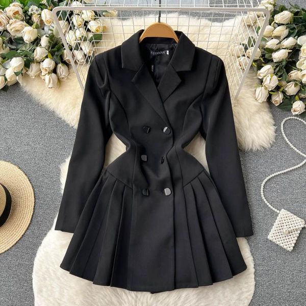 Lässige Kleider Tuchland Frauen sexy schwarze Blazer -Kleid Doppelbrust Langarm Falten Sie ein Line Office Wear Mini Vestido QC835