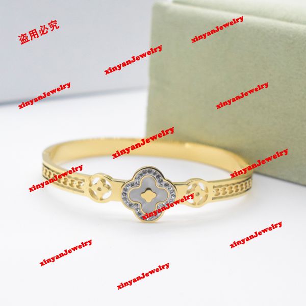 Bracciale Buckle Women Titanium Steel Lettera Enamel Designer Braccialetti Coppia in stile Trend Fashion Trend Bracciale Oro Rosa d'oro con scatola