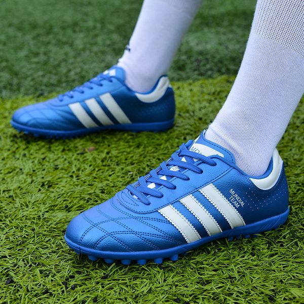 Elbise Ayakkabı Futbol Ayakkabı Profesyonel Futbol Botları Suferfly Futsal Sock Cleats Eğitim Spor Spor ayakkabıları Zapatos de Futbol Çocuk 230818