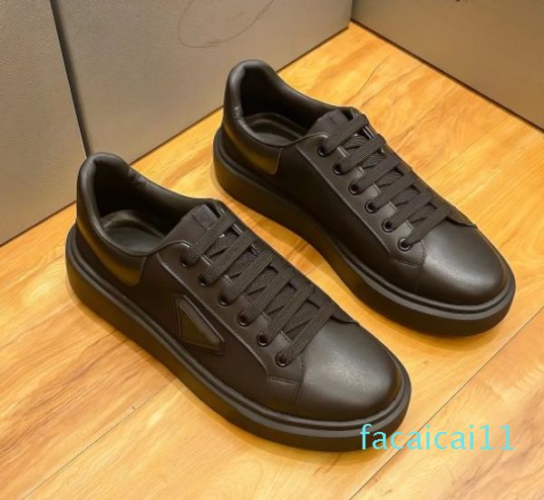 Sneaker da uomo di moda scarpe sportive scarpe casual in pelle di stoffa impermeabile scarpe pianeggianti morbide comode traspiranti