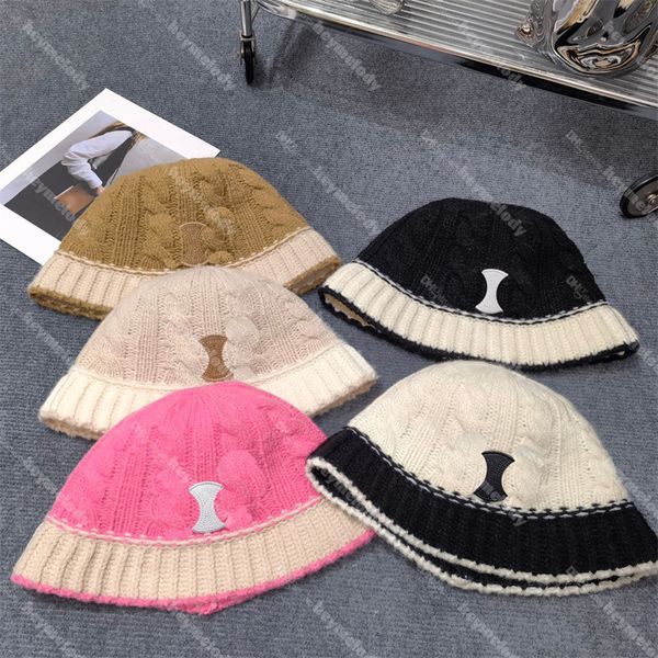 Yeni Tasarımcı Simgesi Örgü Beanies Kızarmış Hamur Twists Beanies Çift Örme Kova Şapkaları Kafatası Kapakları