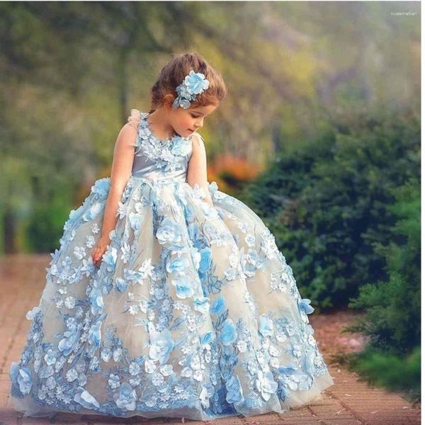 Mädchenkleider flauschiger 3D -Aufkleber Trail ärmellose Blumenkleid Hochzeit schöne kleine Kinder Wunderschöne heilige Kommunion Abschlussball