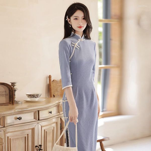 Roupas étnicas Cheongsam melhorou a primavera, meninas jovens artísticas literárias pequenas frescas azuis lisos de vestido slim feminino chinês tradicional