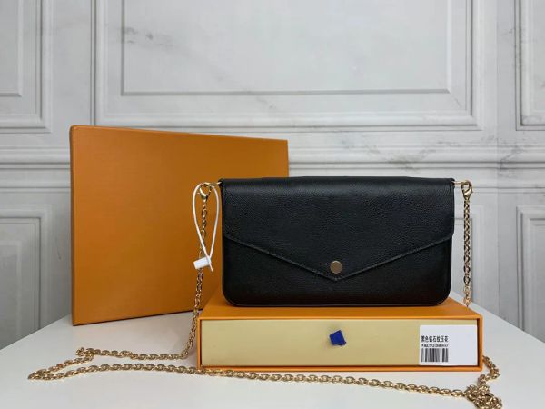 2023 Bolsa de ombro feminina de estilista 2023 Pochette Felicie Felicie Bolsas em relevo Cartas de flores Empreinte Mini bolsas de maquiagem de couro Mini Sacos de maquiagem