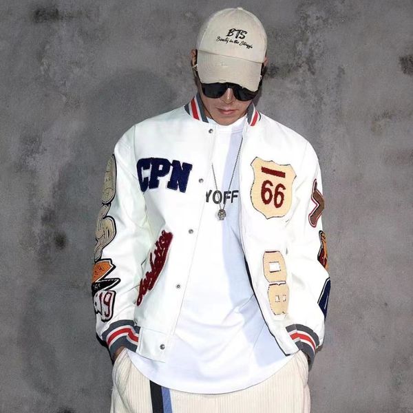 Мужские куртки многолетняя вышивка белая бейсбольная униформа взрывчатого стиля ретро -кожаная куртка тяжелая промышленность 230821