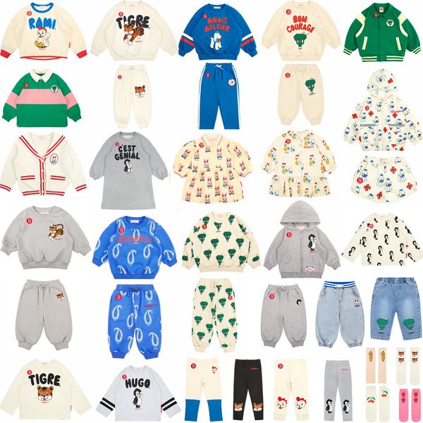 Kleidungssets Bebe Brand Herbst Koreanische Kinder Jungen Sweatshirt Kinder Baumwolle bedruckte Freizeithugenpullover Hose Kleidung Mädchen Kleid 230821