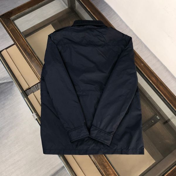 Herrenjacken 2023 Golfjacke Frühling und Sommer draußen tragen dünne Mantel Multi -Taschen -Unsichtbare Kappe Windbrecher Männer 230822