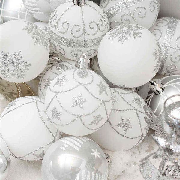 24 pezzi set di palline di Natale in scatola Decorazione a sospensione sospesa da 6 cm Ornament in oro bianco per la festa di casa 211022958