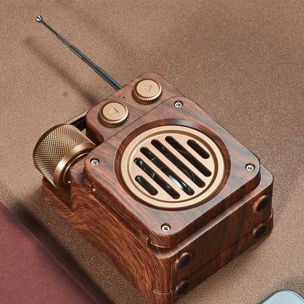 Redner Retro -Lautsprecher Wireless Subwoofer Outdoor Tragbares starkes Bass -Radio für Schreibtisch Schlafzimmer Büro -Party Sound R230608 L230822