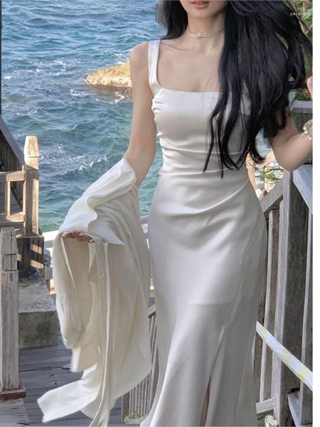 Abiti casual 2023 Summr White Satin French Dress Women Sexy Square Silk Long Bodycon Cocktail Wedding Prom