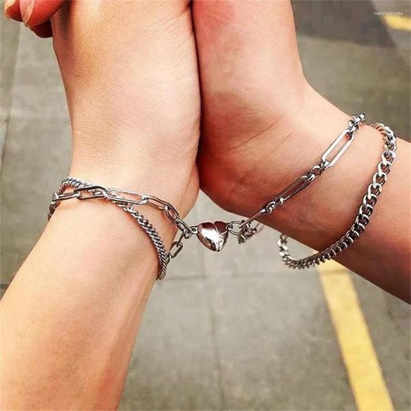 Charm Bracelets Paar Love Magnetic Armband für Frauen Mode Doppelschicht Spleißen miteinander verbundener Schmuck Freundes Geschenk 2023