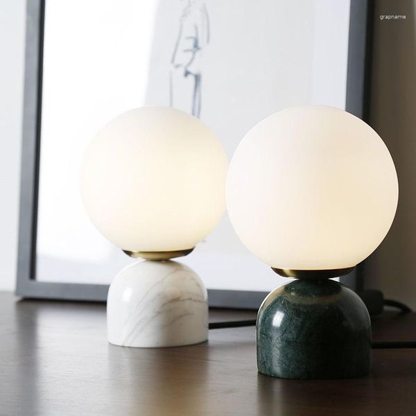 Wanduhren nordisch moderne minimalistische Marmor Wohnzimmer Schlafzimmer warmes und romantisches Netz Red Wind Designer Tischlampe