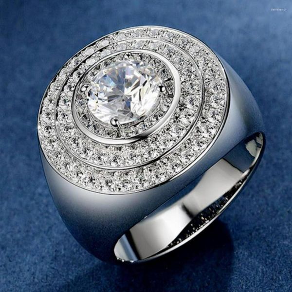 Rings de cluster Luxo Bling Full Bling Zircon Diamonds Gemtones Big Wedding noivado Bands para homens Mulheres 18K Gold cheio de joias finas na moda