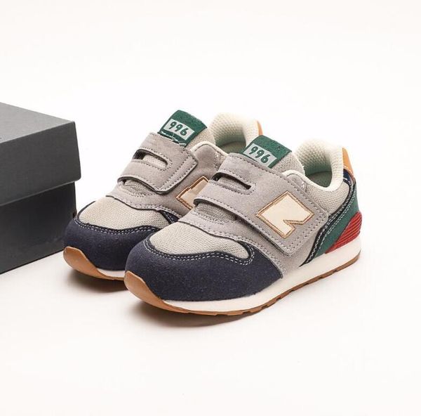 Sapatilhas New Balances Sapatos NB 996 KIDS Chuva Nuvem Cinza Mar Sal Tijolos Madeira Bodega Age of Discovery Blue ON Running TN Big Kids Trainers Party