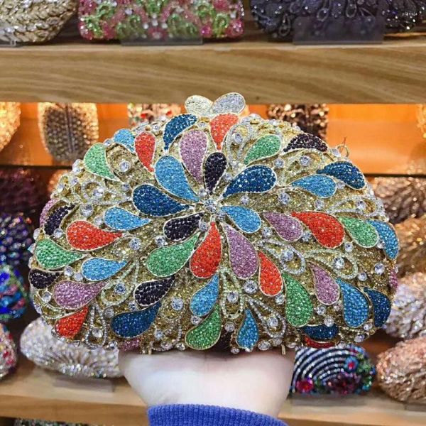 Sacchetti da sera xiyuan colorate frizioni di cristallo di lusso di lusso a mano rota di rinestone soiree sacma clutch clutch borsetta nera