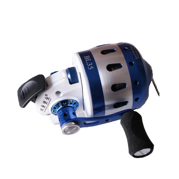 Fischereizubehör BL35 REEL 6 1BB Jagd geschlossene Metall -Spulen -Radschlangen Schießen Fisch im Freien mit Armband 5 PE -Linie 55 m 230822