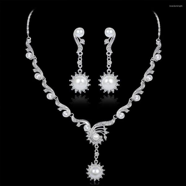 Orecchini di collana set utensile Accessori per abiti da sposa Collar catena da sposa Crystal Wedding Jewelry Ciondolo perle