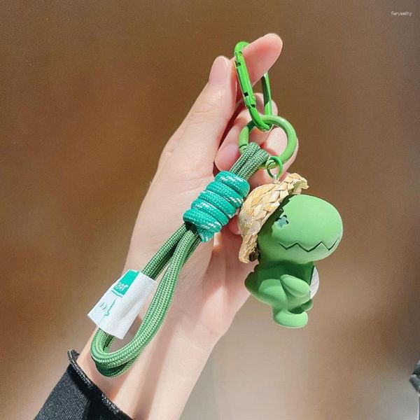 Keychains criativo adorável vestindo chapéu de palha pequeno dinossauro bebê keychain keyrings card -chave de correntes para mulheres saco de pingente de pingente