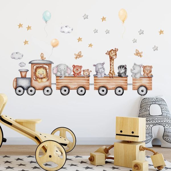 Adesivi a parete Nordic Cartoon Animals for Kids Rooms Boys Girl Bottose Decorazioni per bambini Sfondi da parati Elefante Giraffe Train Star 230822