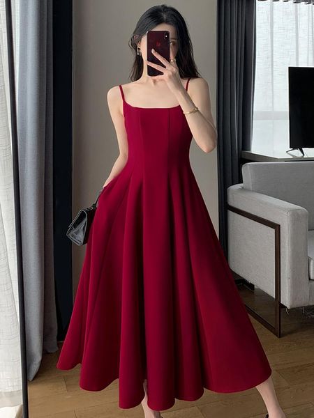 Sıradan elbiseler Vintage moda kadınlar spagetti kayış zarif uzun kırmızı elbise bornoz seksi kolu büyük salıncak partisi kadın vestidos