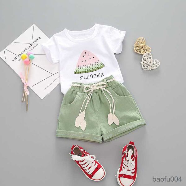 Set di abbigliamento Summer Girls Set di abbigliamento Set di magliette per anguria cartone da cartone animato Shorts 2 pezzi in cotone casual cotone per bambini abiti abiti R230823