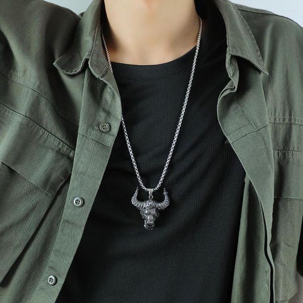 Catene Jialy Fashion 316L in acciaio inossidabile Necklace Punk Chain RETRO BUL BULL TEAD PENDANT PER GIOITÀ PER RAGAZZO