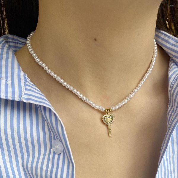 Anhänger Halsketten süße Herzschlüsselstern Griechisch Edelstahl Verschluss Imitation Perlen Halskette für Frauen Mikro -Pave Zirkon Massengroßhandel Großhandel