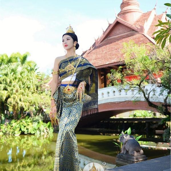 Ethnische Kleidung Thai Traditionelles Outfit Frauen passt trägerloser langer Rock Retro handgefertigte Schals PO Studio Wechseln Kleidung Asian Travel