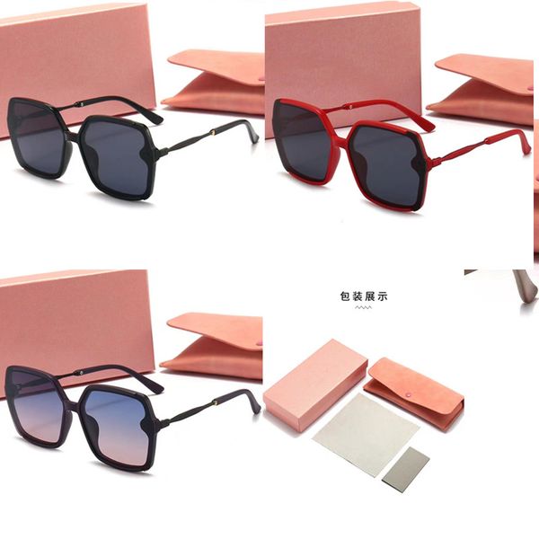 Mm designer óculos de sol clássico óculos de proteção ao ar livre praia óculos de sol para homem mulher mix cor opcional assinatura triangular cd