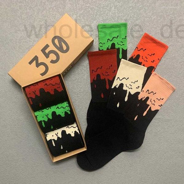 Designer Mens Socks 3 coppie Streetwear Hip Hop Curve Stockings Cotton Harajuku Sport Basketball Gifts for Men Women Women Long Sock Fashion Za8r