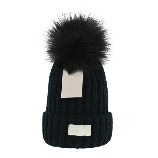 2023 Preço de atacado Novo Pom Poms Carta de Inverno U Chapéu para Mulheres Moda Sólida Chapéus Quentes Gorros de Malha Cap Marca Grosso Masculino e Feminino Cap Atacado