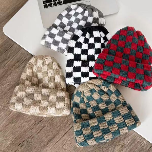 Cappello di lana a maglia di alta qualità di designer Unisex adatto agli uomini e alle donne per indossare anticaroni e caldi fatti di cotone puro