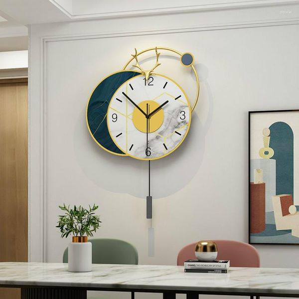 Relógios de parede Luxo Pendulum Clock Large Art Art Metal Personalidade Sala de estar silenciosa Relloj Relógios Decoração de casa 60wcs