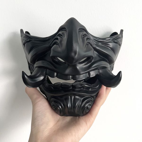 Parti Maskeleri Demon Prajna Cosplay Maskesi Cadılar Bayramı Şeytanı Oni Samurai Hayalet Korku Sert Reçine Yüz Maskeleri Yetişkin Unisex Party Prop Maskeleri 230823