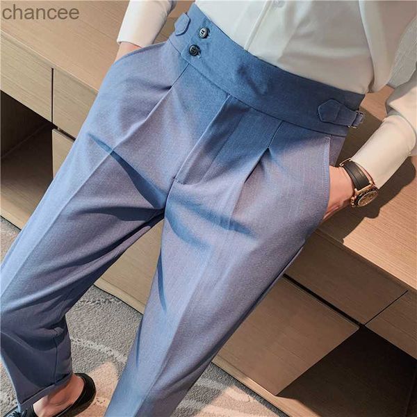 Pantaloni da uomo pantaloni alti pantaloni in vita 2023 autunno nuovo in stile britannico dritta slim cot pantaloni solidi casual moda uomo abbigliamentolf20230824.