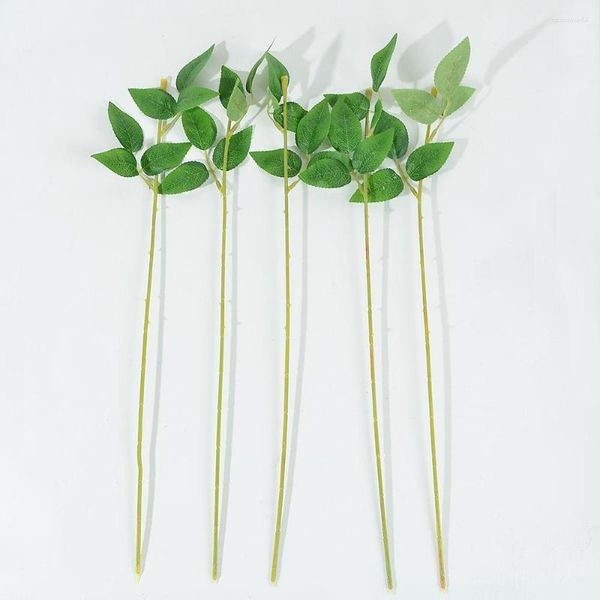 Dekorative Blumen 10pcs 64 cm künstlicher grüner Blume Stamm Simulation Plastik Rosenstiele Blätter für DIY Handgefertigte Bouquet Hochzeitshäuser Dekora