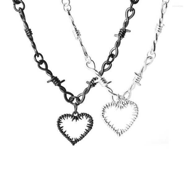 Подвесные ожерелья панк Железный кожурный колье для женщин, мужчины хип-хоп готическое сердце маленькие шипы