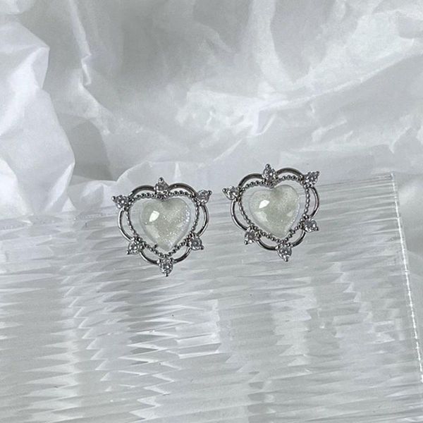 Orecchini per borchie Vsnow Design unico Orecchi di cuore amore cavo per donne in stile Rhinestone Silver Color Metal White Jewelery
