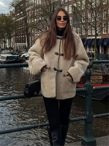 Women's Jackets TRAF Faux Fur Coat Women Faux Leather Button Fluffy Jacket For Women Warm Winter Jackets Woman Fall Streetwear Women's Coat 230823