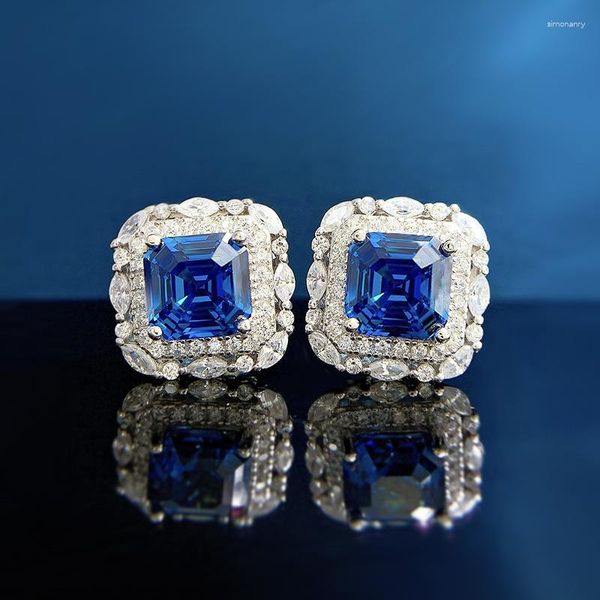 Серьги с свинениями 2023 мода Royal Blue 7 ушей, окруженные конными глазами и полными алмазными универсальными.