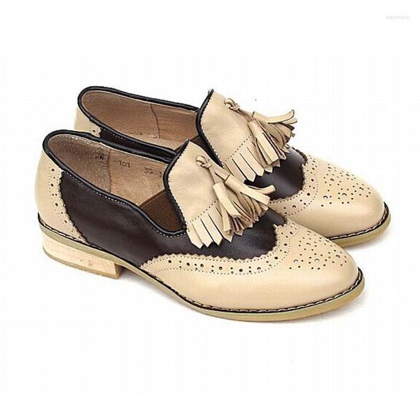 Elbise ayakkabıları büyük boyut 34-44 Slip-on Oxfords Kadınlar için gerçek deri vintage gündelik broues püsküller somunlar saçak daireler kadın