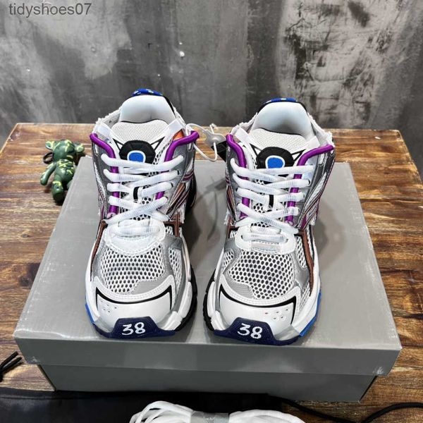 Triple S 7.0 Runner Spor Sneaker Ayakkabı Tasarımcısı Hottest Tracks 7 Tess Gomma Paris Hız Platformu Moda Açık Balenciga Spor Spor ayakkabıları