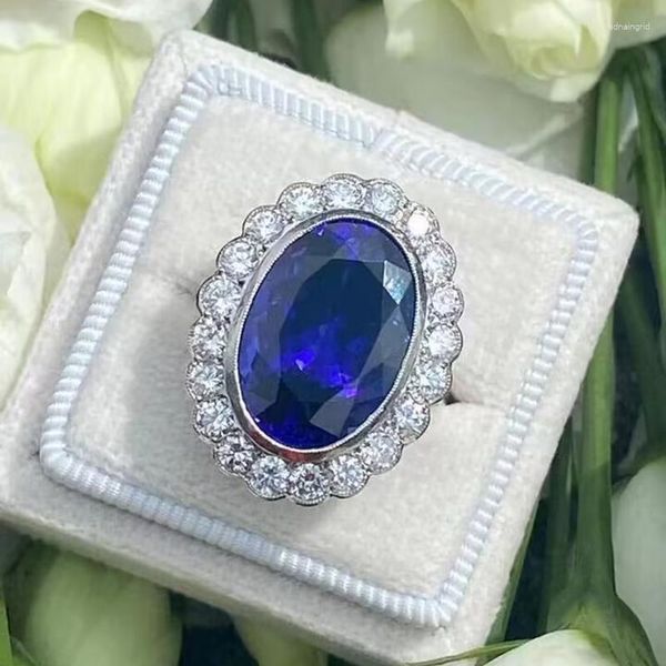 Кластерные кольца Доминирующие сапфировые грандиозные овальные алмазные кольцо для женщин темно-синий геометрический серебряный серебряный годовщина ювелирные украшения
