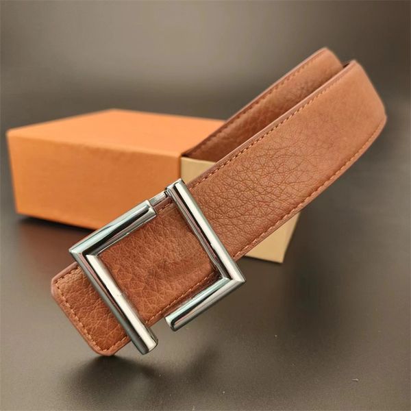 Luxo Celrão de Moda Classic para homens Designers Belt Homens Mulheres Fita de espera de carta com fivela Brown Black Belts Leather de 3,8 cm de cinto de largura