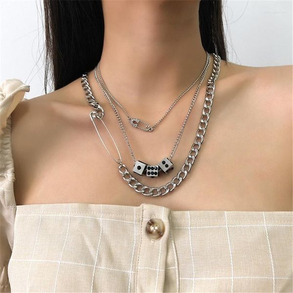 Colares pendentes Early Han 2023 Trend Fashion Hip-hop DICE em camadas Mulheres Sexy Hip Hop Lhota Clavicle Chain Colar