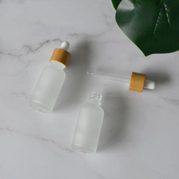 Neue Kosmetikverpackungsbehälter-Versorgung: 30 ml natürliche Bambus-Tropfflasche aus Holz, Milchglas-Tropfflasche mit Holzverschluss