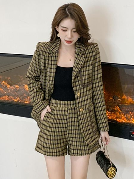 Tute da donna Autunno Inverno Giacca in tweed scozzese retrò con pantaloncini Set elegante cappotto lungo blazer OL e abiti in lana da donna in due pezzi