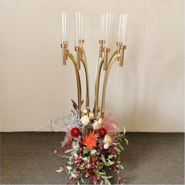 Titulares de vela 4 PCS Candelabros de metal Acrílico Mesa de casamento Centerpieces Flower Stand Holder Candelabro para decoração de casa